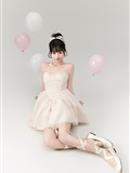 YITUYU艺图语 2025.01.01 芭蕾少女生日写真 菠萝包(19)